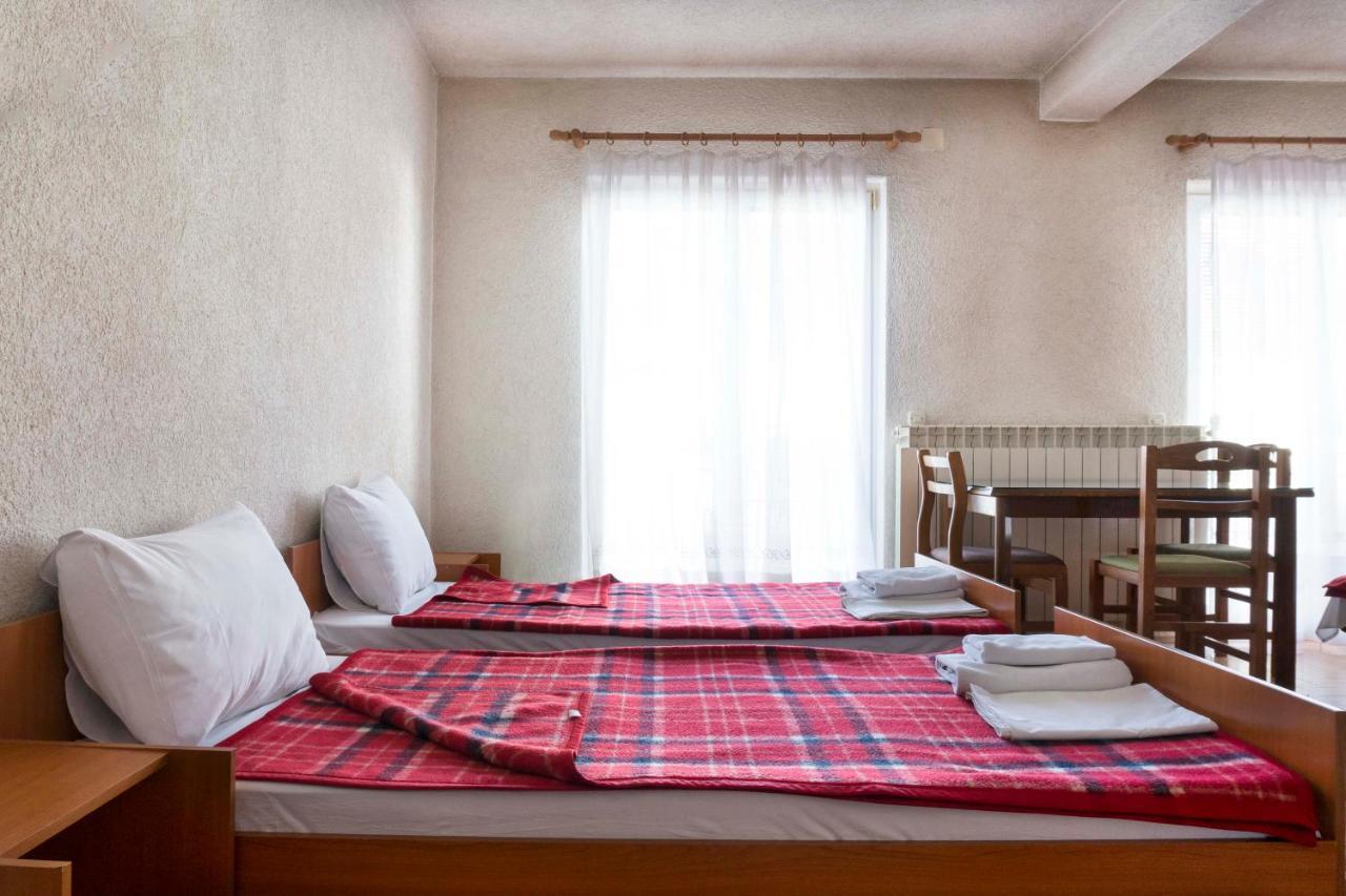 Hotel Montenegro Struga Exteriér fotografie
